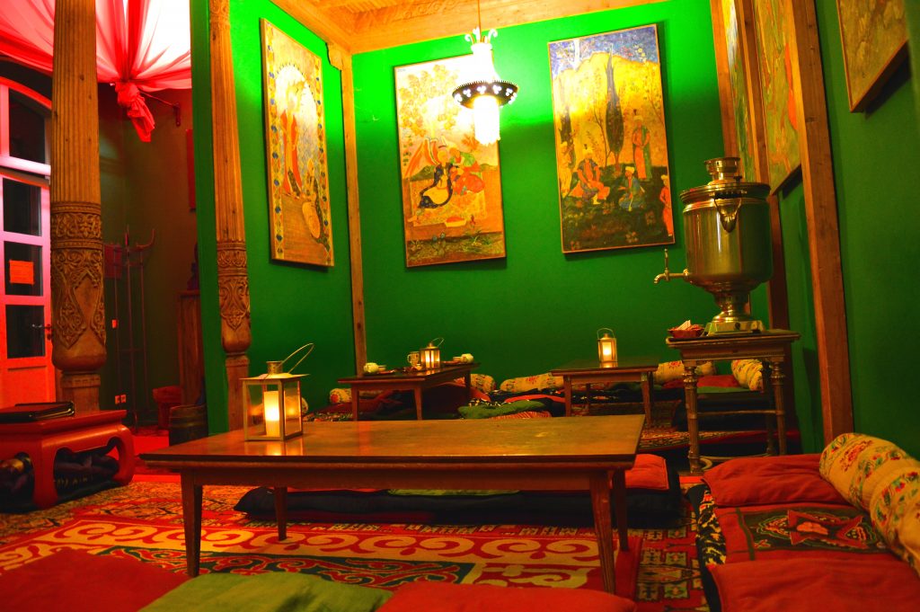 berlin- salon de thé- tadschikische teestube